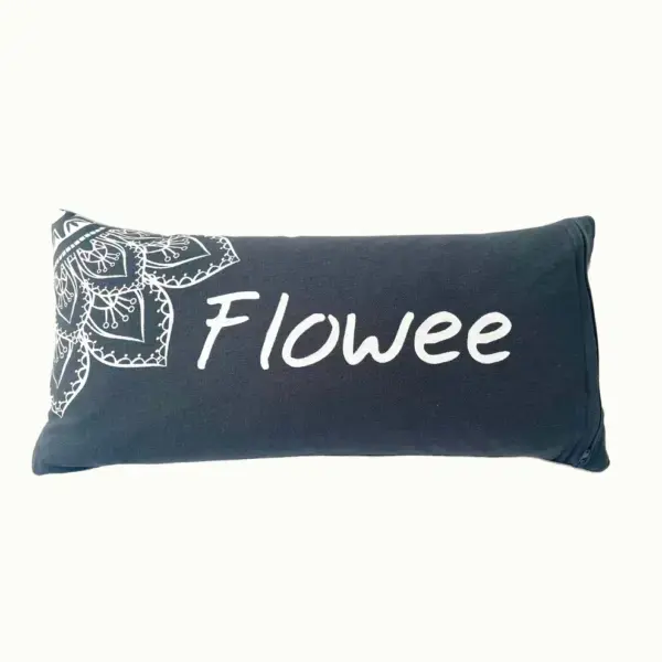 Flowee Spijkermat Kussen – Grijs & Wit
