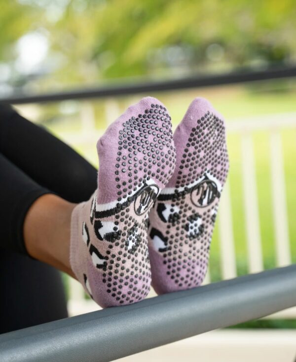 Antislip Sokken Low Rise Cheetah Volley Fawn &amp; Mauve - MoveActive M (40 - 43)