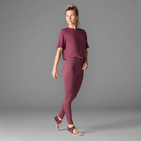Crop Tee Garnet – Tavi Noir XS