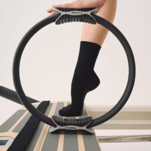 Crew Black – Reformer Grip Socks – MoveActive