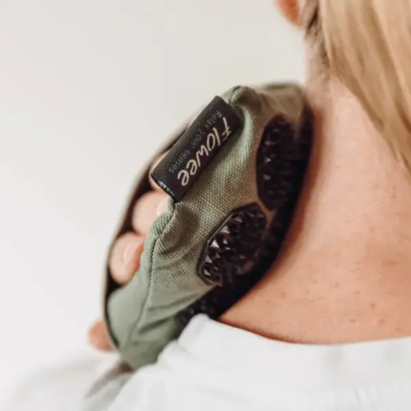 Spijkermassage Hand - Groen & Grijs - Flowee