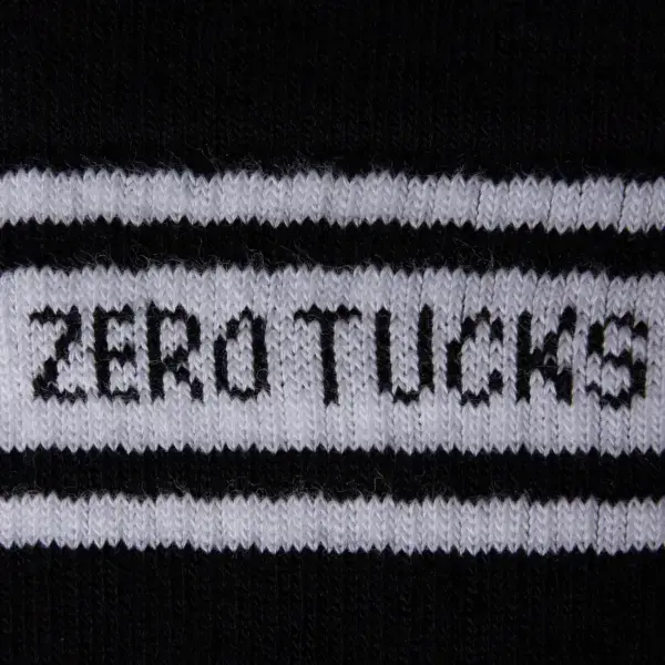 Kai Zero Tucks - Pilates Grip Socks - Tavi